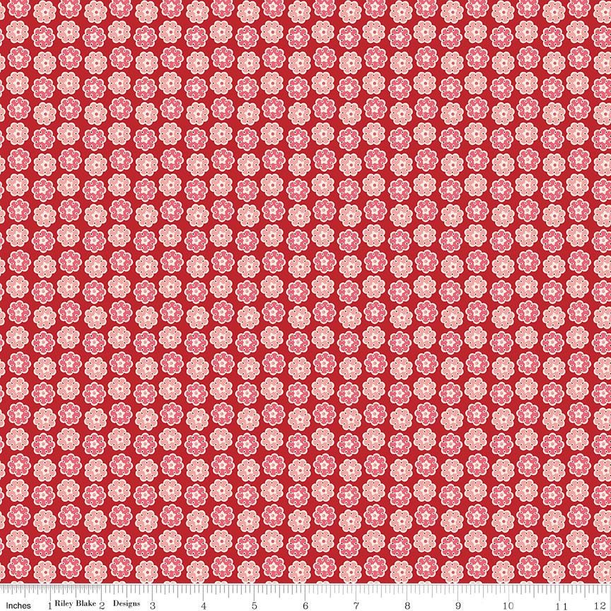 Schoolhouse Wreath 1/2 Yard, Lori Holt Hometown Holiday Collection Designer Quilting Cotton by Riley Blake Designs