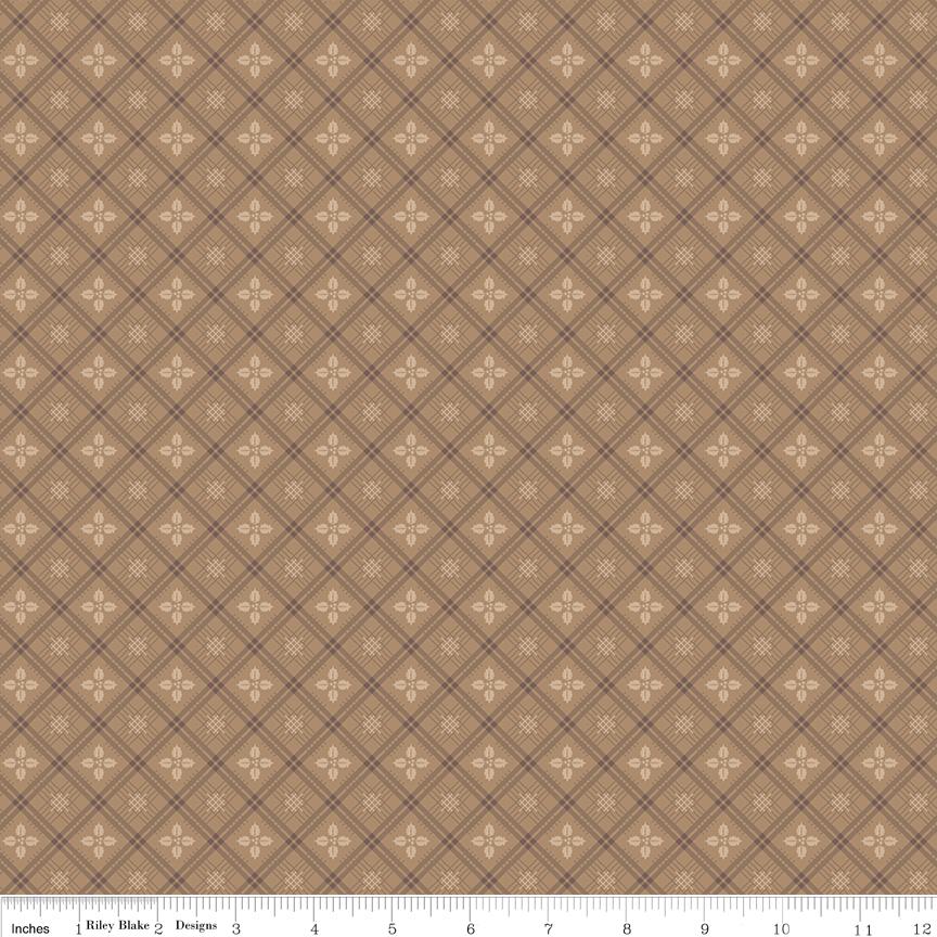 Brown Sugar Holly 1/2 Yard, Lori Holt Hometown Holiday Collection Designer Quilting Cotton by Riley Blake Designs